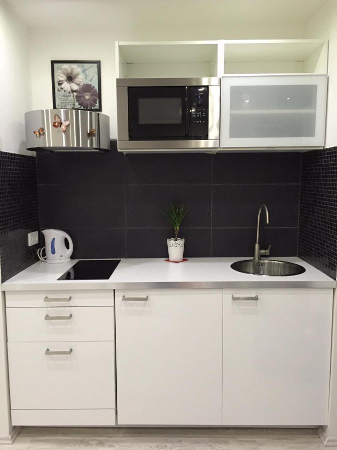 Center With Gym & Appartement *